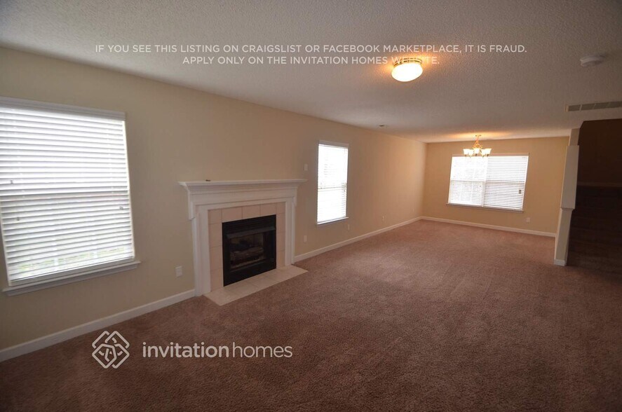 Building Photo - 6329 Day Lilly Ln