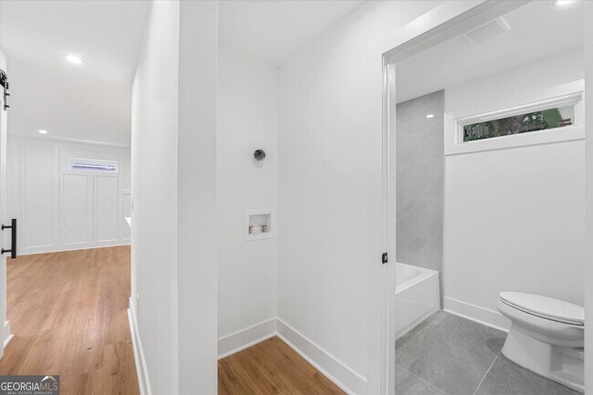 Building Photo - 2353 Clarissa Dr NW