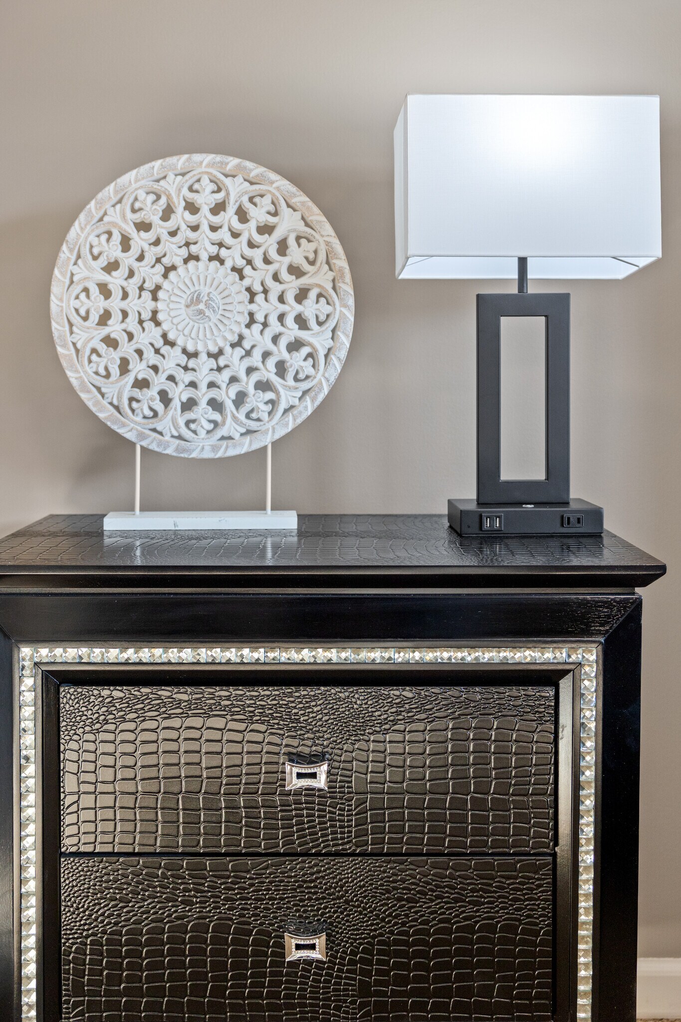 Building Photo - 25 Kettle Ct