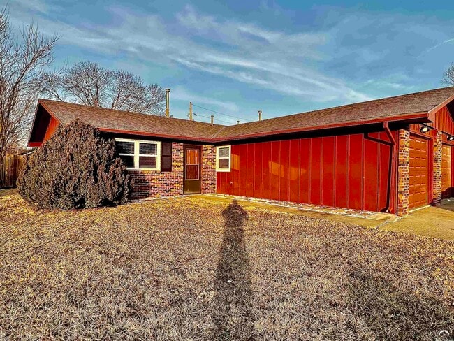 Building Photo - 3710 Brush Creek Dr
