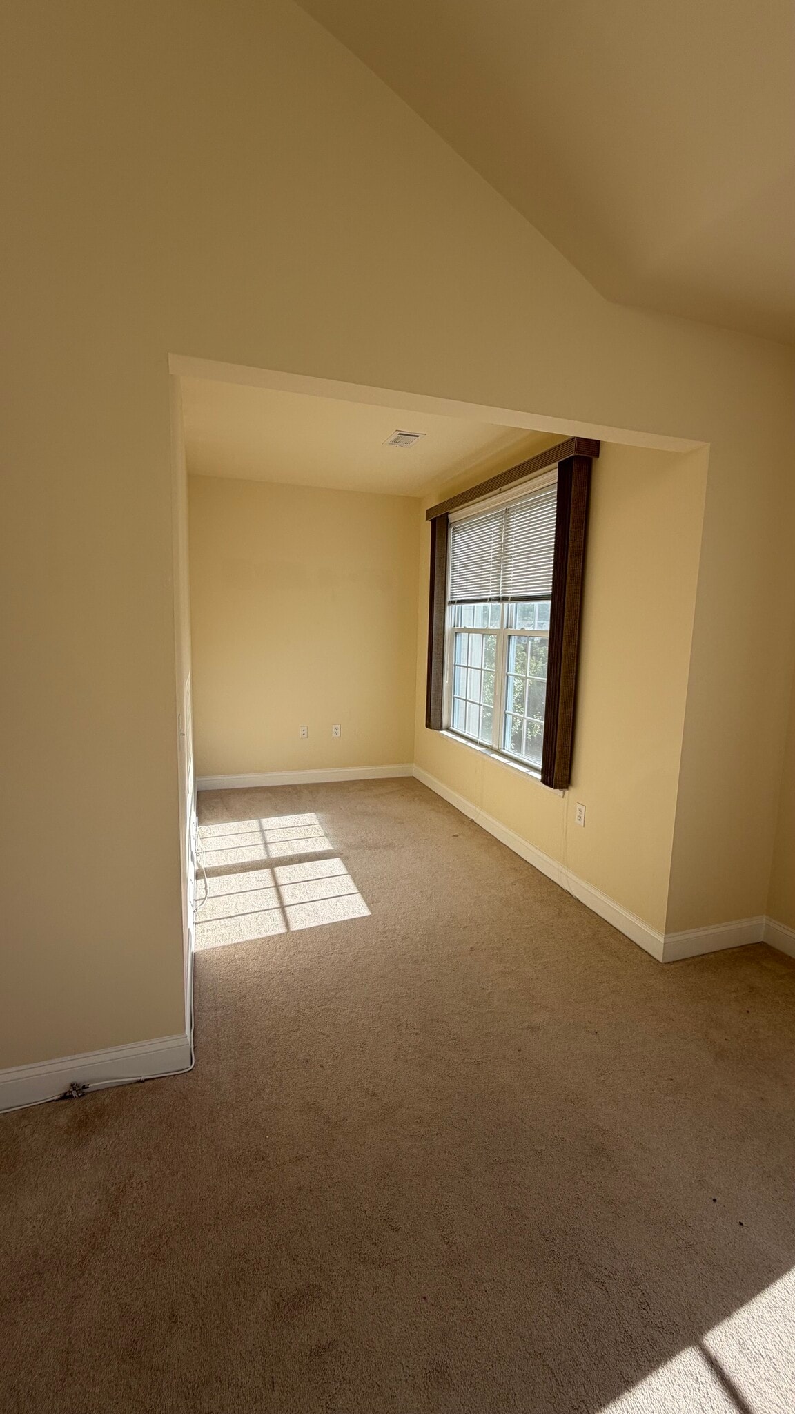 TECH ROOM / DEN - 2411 Ramapo Ct