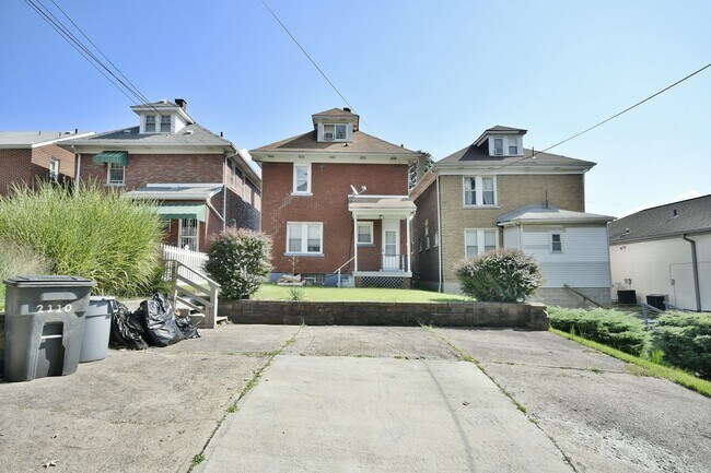 Building Photo - 2110 West St
