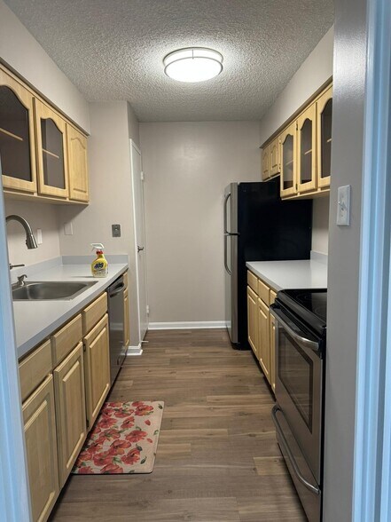 Building Photo - 5300 Holmes Run Pky