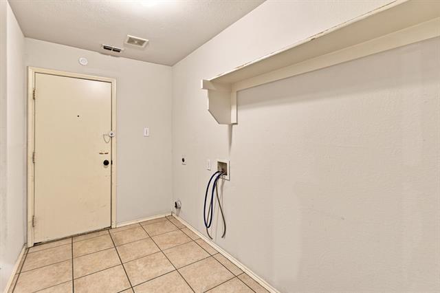 Building Photo - 5905 Calloway Dr