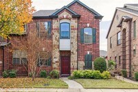 Building Photo - 1924 Lantana Ln