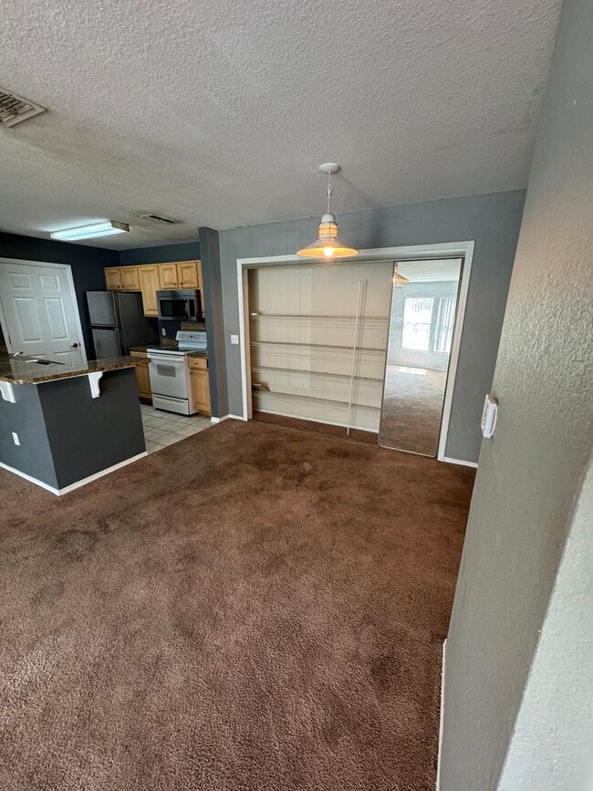 Building Photo - First 2 weeks free offer