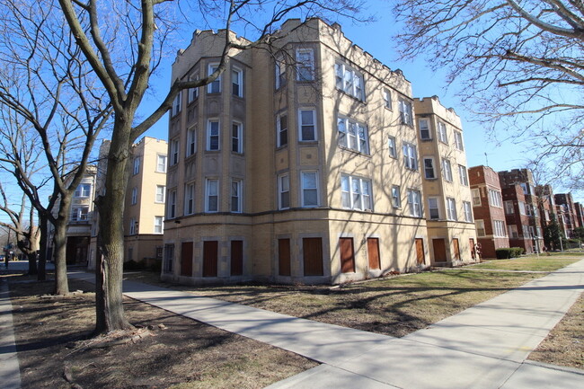 Primary Photo - 739 E 80th St