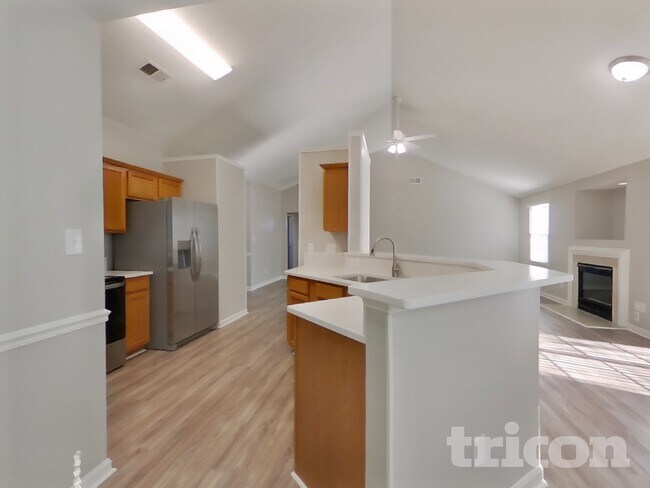 Building Photo - 14426 Planters Knob Ln