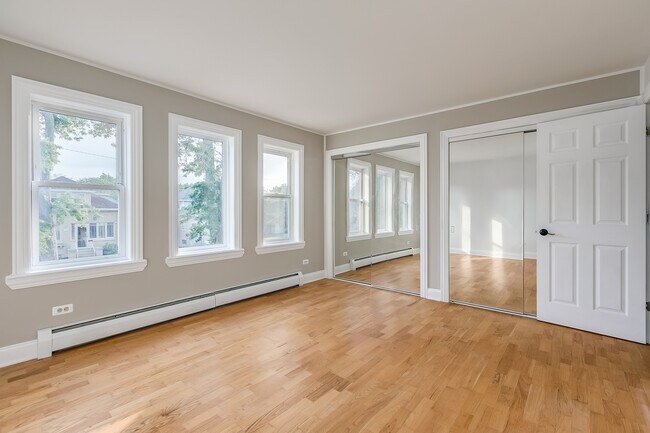 Building Photo - 1328 Webford Ave