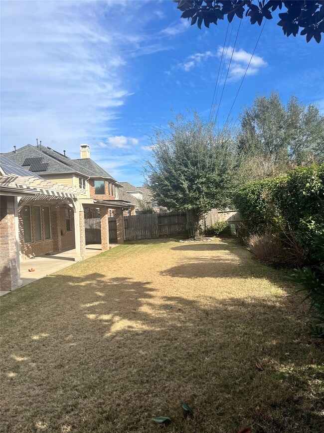 Building Photo - 7606 Westmoreland Dr