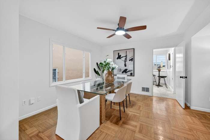 Building Photo - 876 N Mayfair Ave