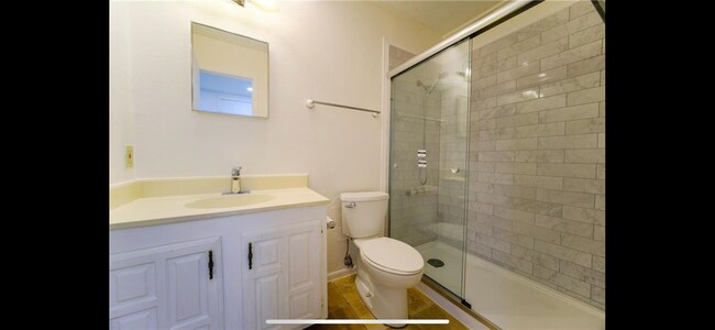 Building Photo - 6403 Apache Ct