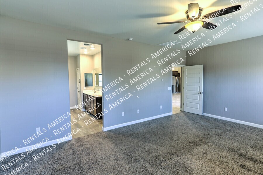 Building Photo - 17741 S Silent Meadows Path