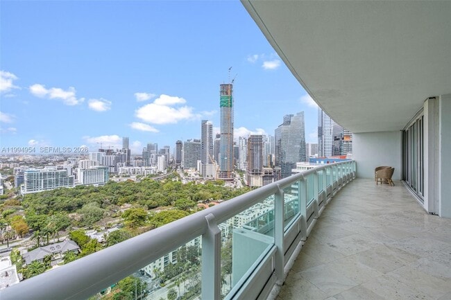 Building Photo - 1643 Brickell Ave