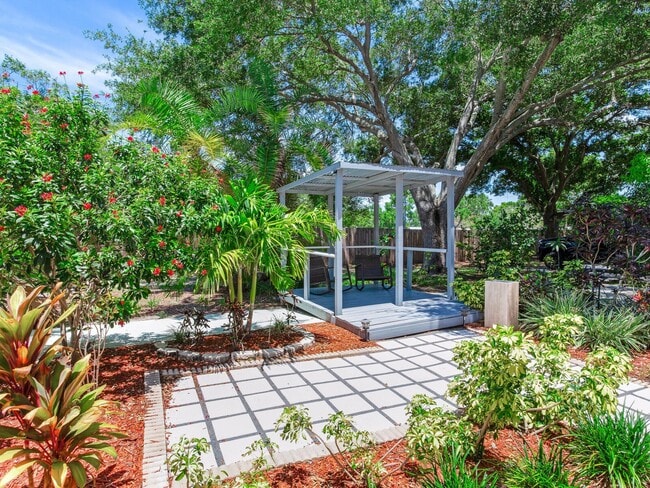 Building Photo - 6501 64th Ave N