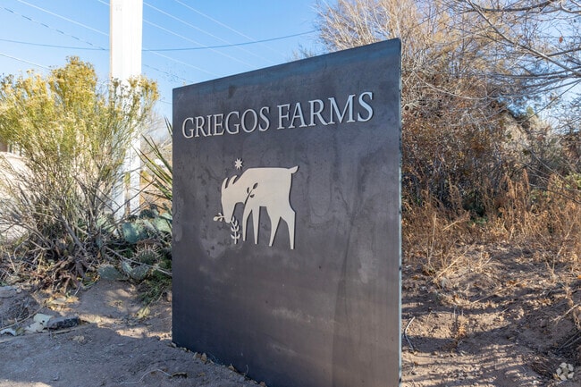 Signage - Griegos Farms