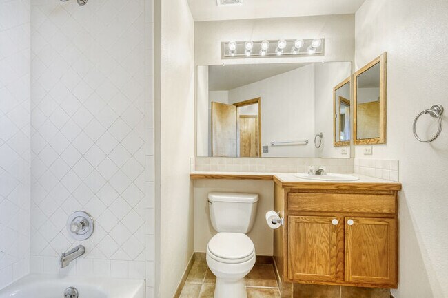 Building Photo - 6185 Wheatgrass Dr