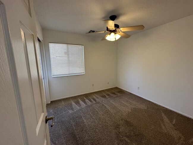 Building Photo - 2425 S 159th Ln