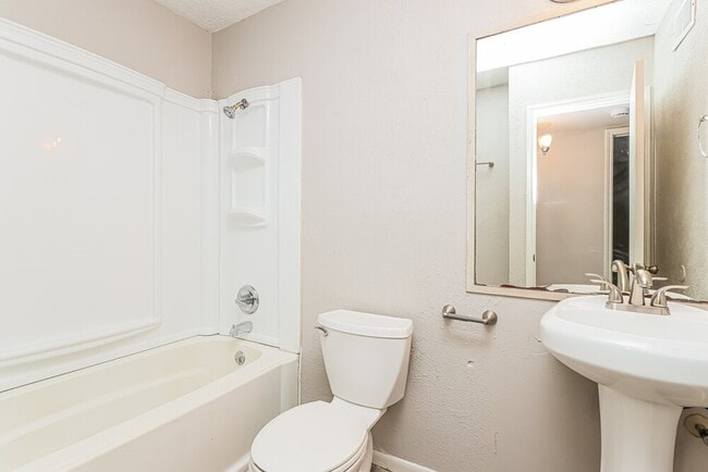 Building Photo - 9154 Autumn Harvest Dr