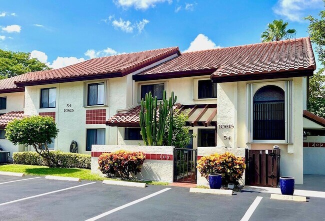 Building Photo - 10615 Ocean Palm Way