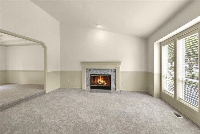 Building Photo - 4Bd/2.5Ba Mill Creek House