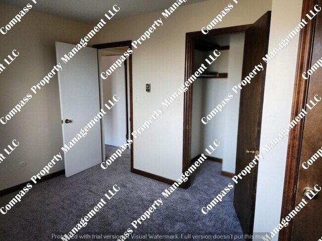 Building Photo - $1895 - 2 Story Single Family Home - Gap