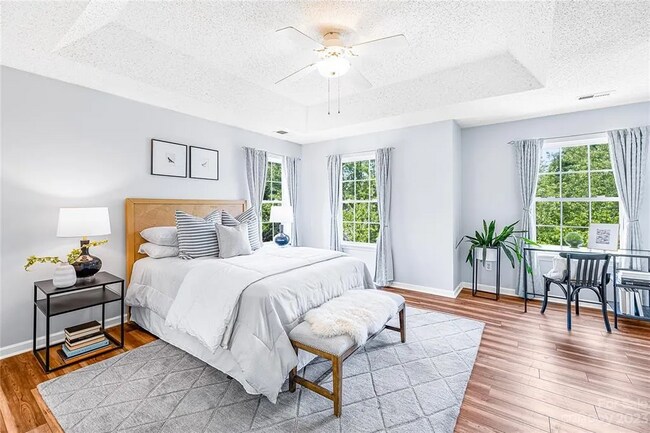 Building Photo - 5649 Winslow Ave NW