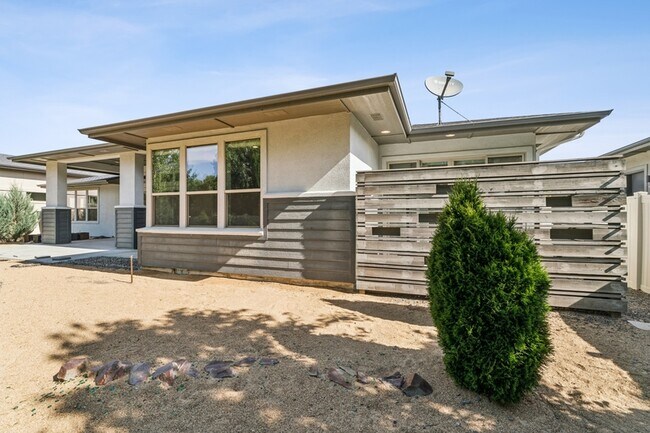 Building Photo - 3441 E Accommodation Ct