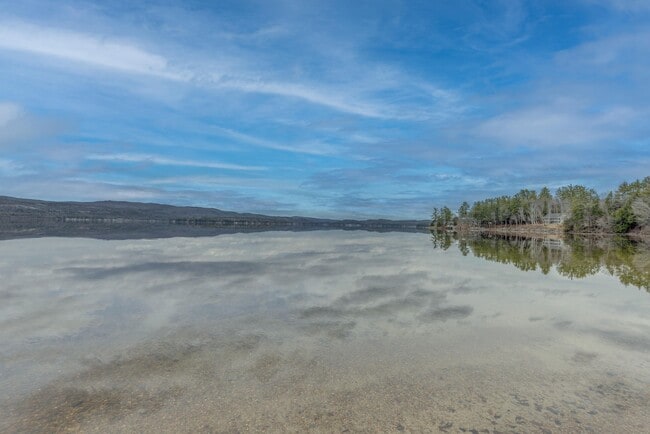 Building Photo - 43 Beachwood Rd