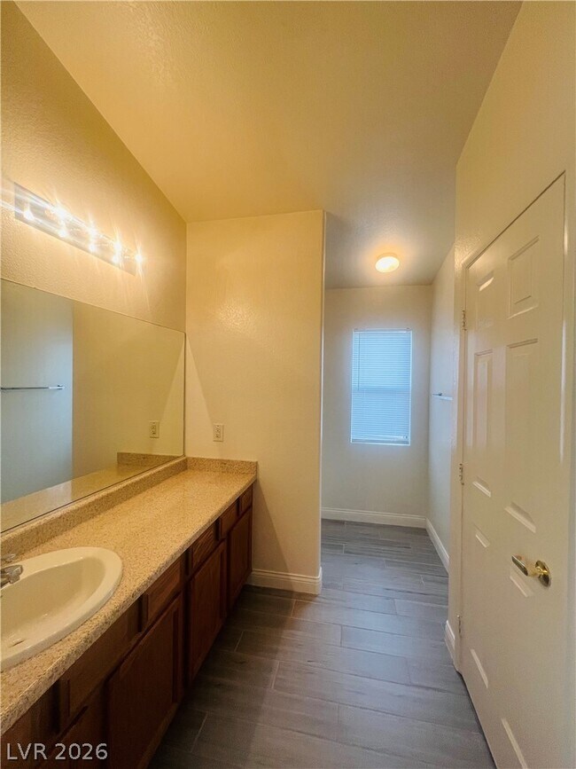 Building Photo - 1565 Buffalo Brubaker Ln