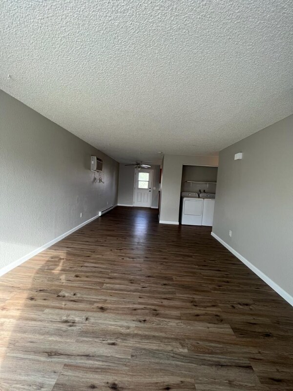 Building Photo - 1126 Benham Ct