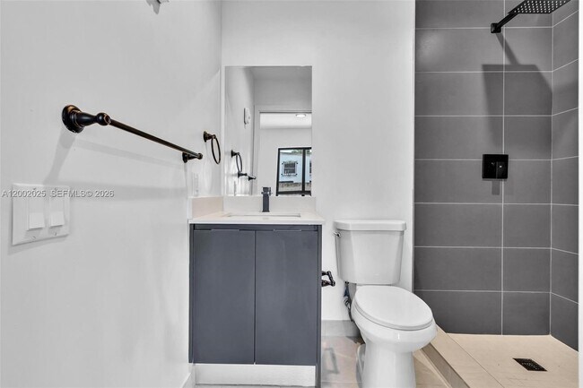 Building Photo - 753 NW 30th St