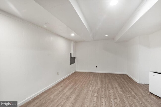 Building Photo - 6508 Medwick Dr