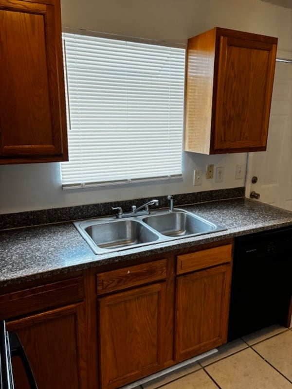 Building Photo - 111 E 1st St