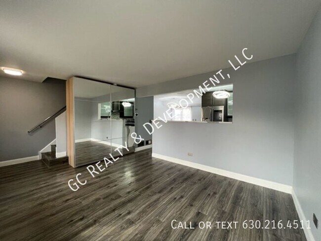 Building Photo - ***HIGHPOINT COMMUNITY / GORGEOUS UPDATED ...