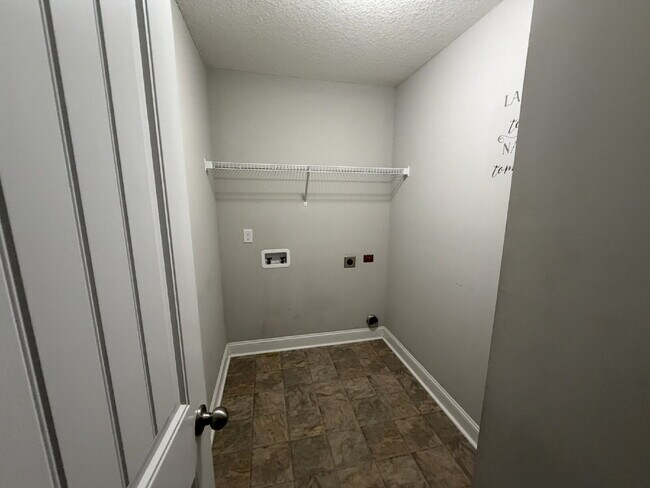 Building Photo - Home for Rent