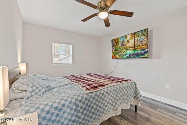 Building Photo - 600 Lemon St