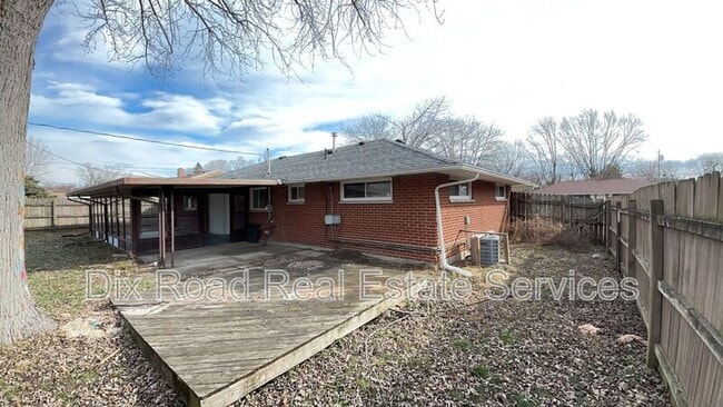 Building Photo - 5269 Harshmanville Rd