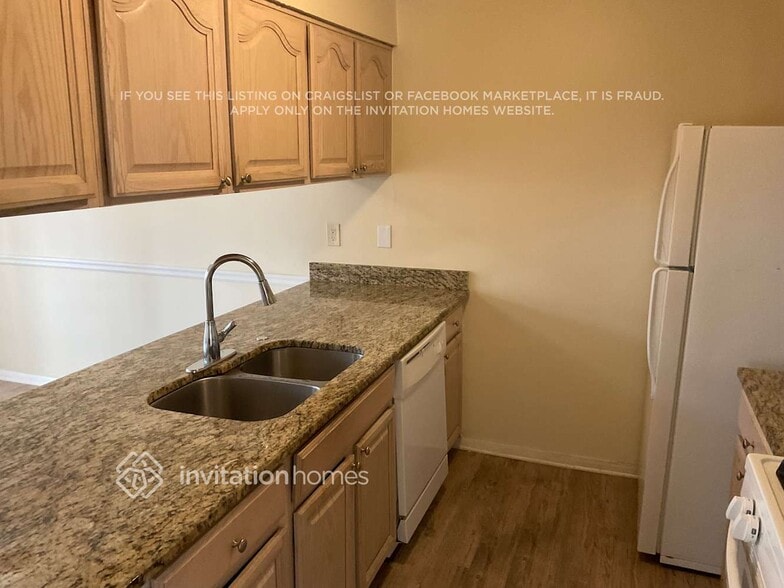 Building Photo - 1642 Imperial Ct