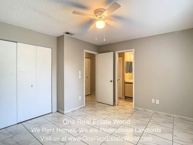 Building Photo - 12929 Ohio Woods Ln