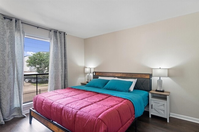 Building Photo - 8419 Hearth Dr