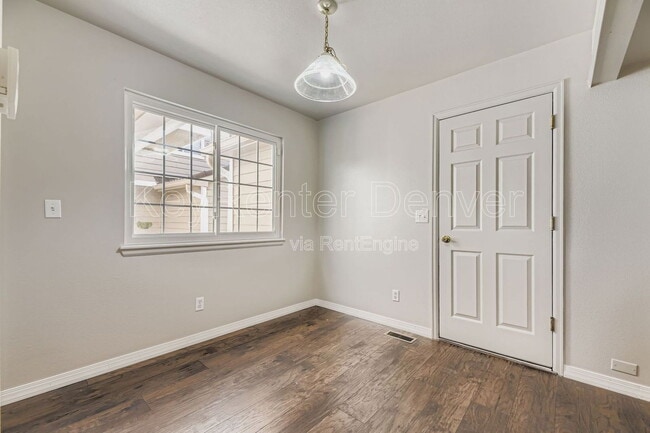 Building Photo - 5906 S Jellison St