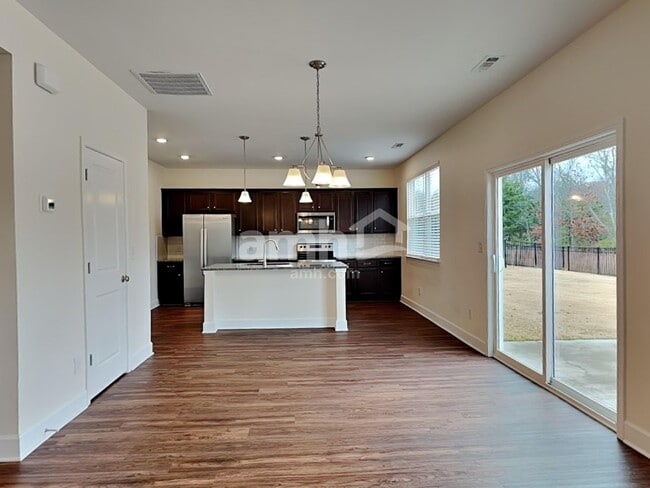 Building Photo - 5448 Lake Water Ct