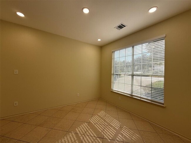 Building Photo - 14725 Banbridge Trail