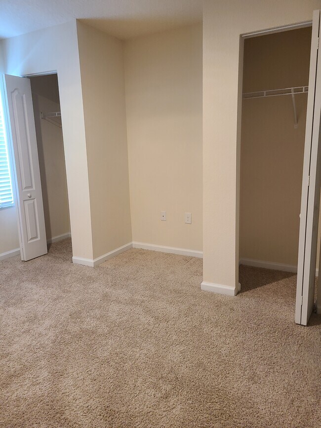 Building Photo - 7737 Legacy Trl