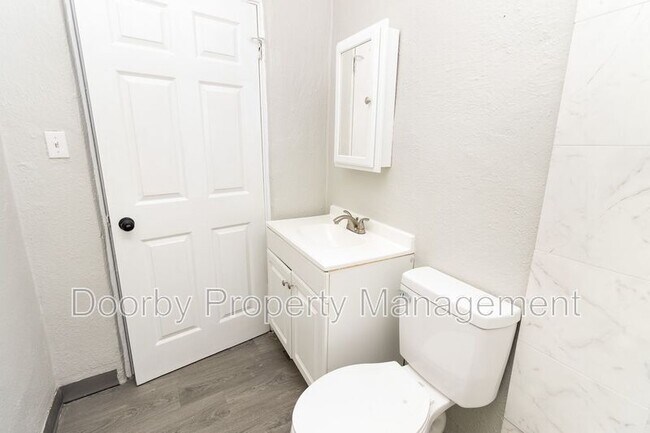 Building Photo - 1612 Citico Ave