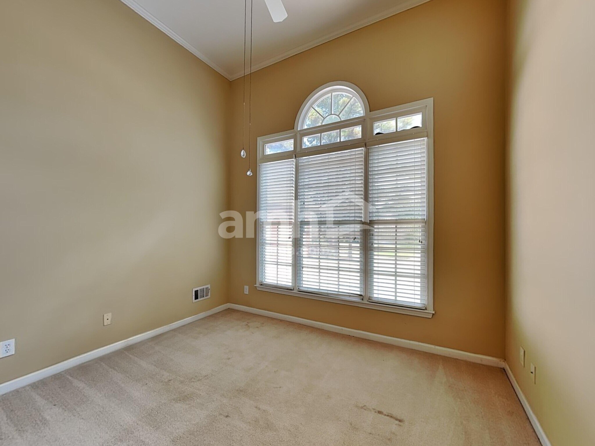 Building Photo - 4850 Duncans Lake Dr NE