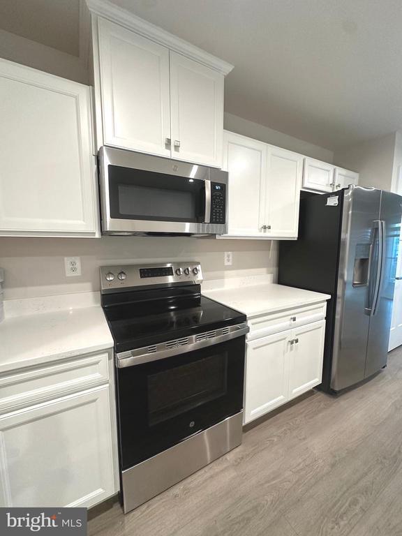 Building Photo - 117 Dunster St