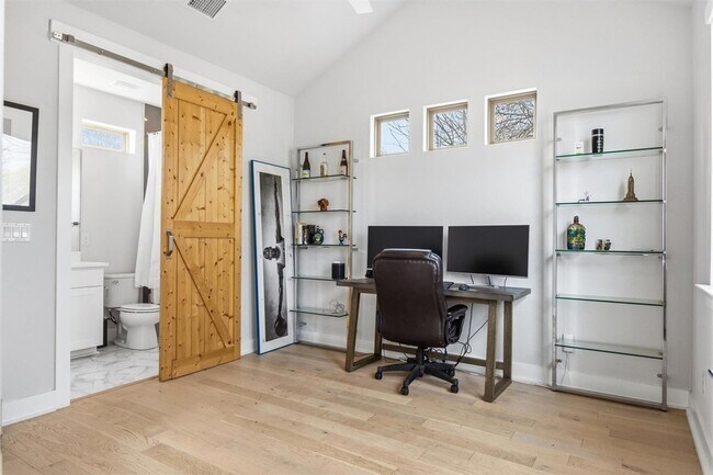 Building Photo - 4502 Banister Ln