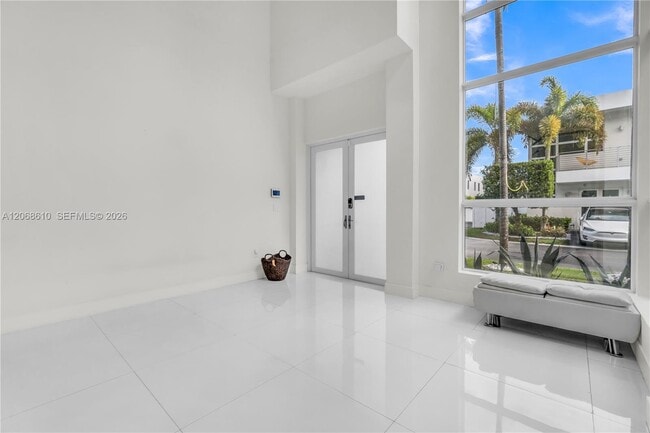 Building Photo - 9730 NW 74th Terrace